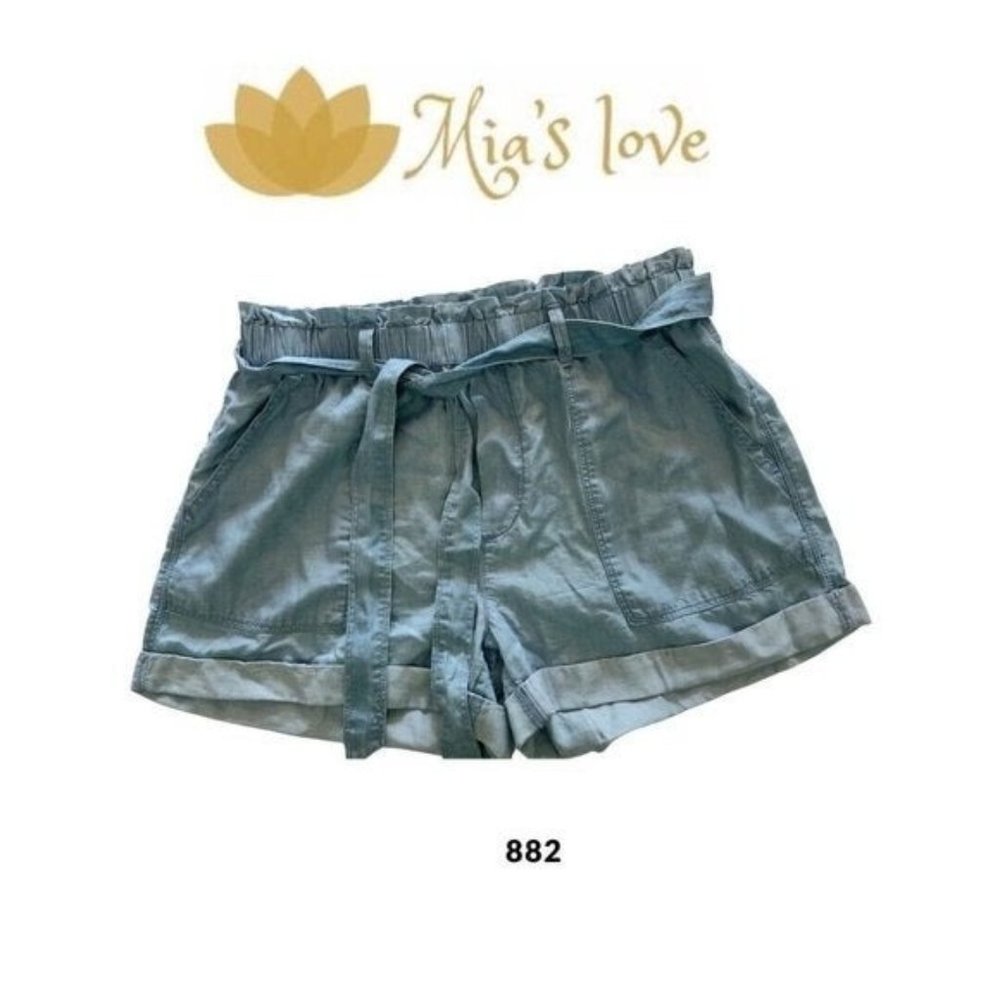 Aerie, Women's Pull On Shorts,  Size M, Blue color.